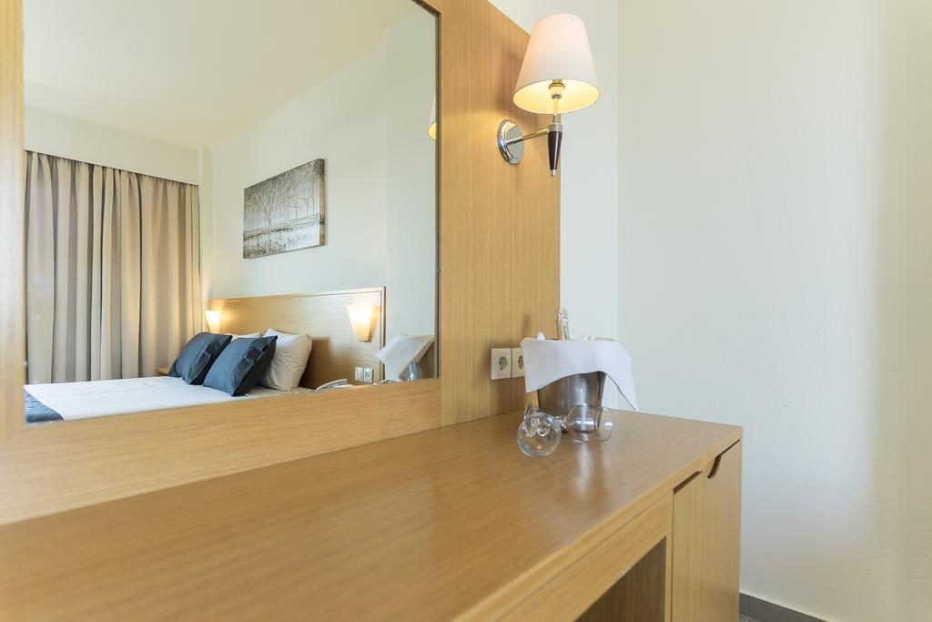 Rhodes City City Center Hotel מראה חיצוני תמונה