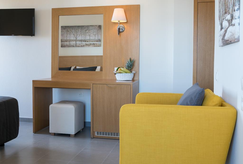 Rhodes City City Center Hotel מראה חיצוני תמונה