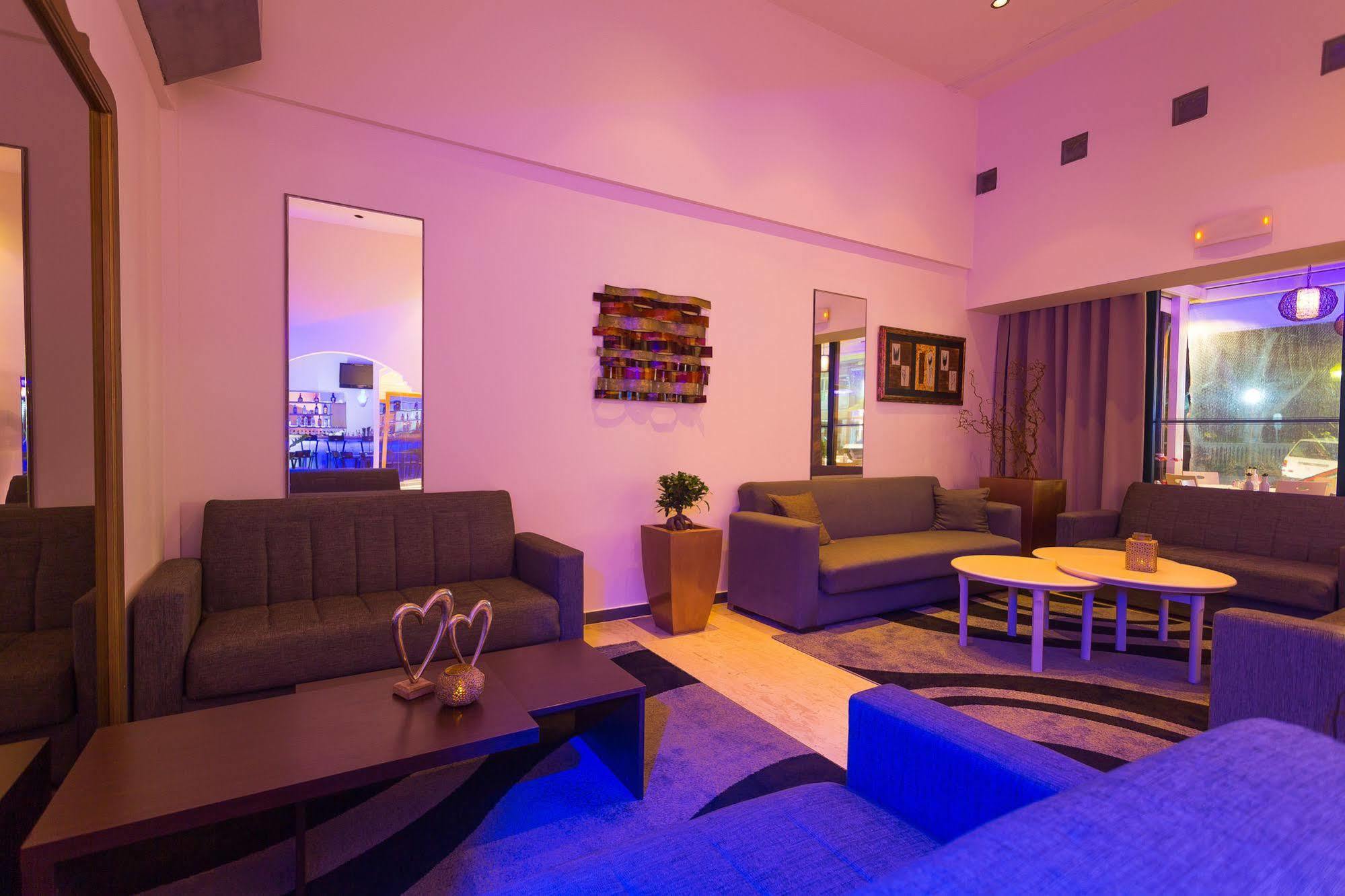 Rhodes City City Center Hotel מראה חיצוני תמונה